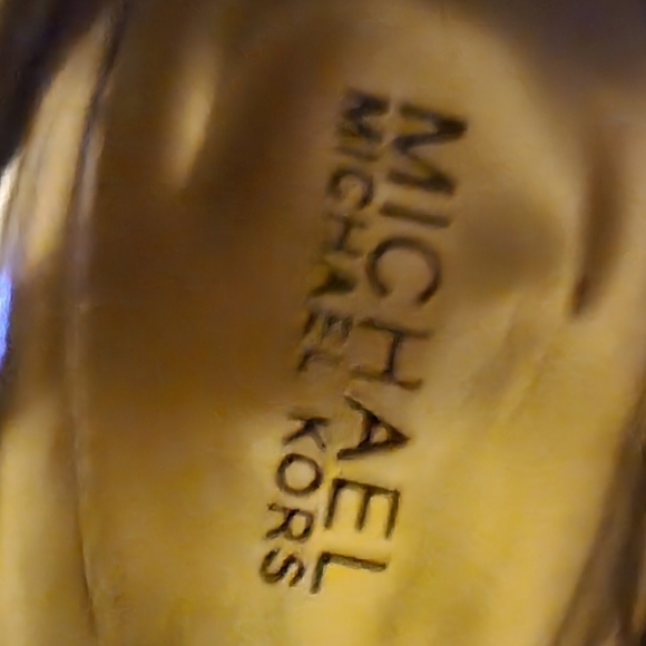 MK Sandals - Picture 4 of 4